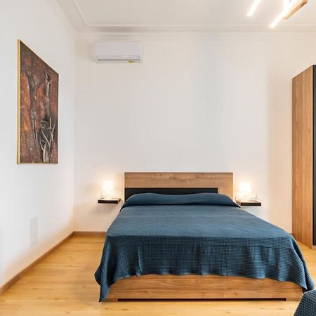 Catania Central Guest House - Rooms With Balcony Экстерьер фото