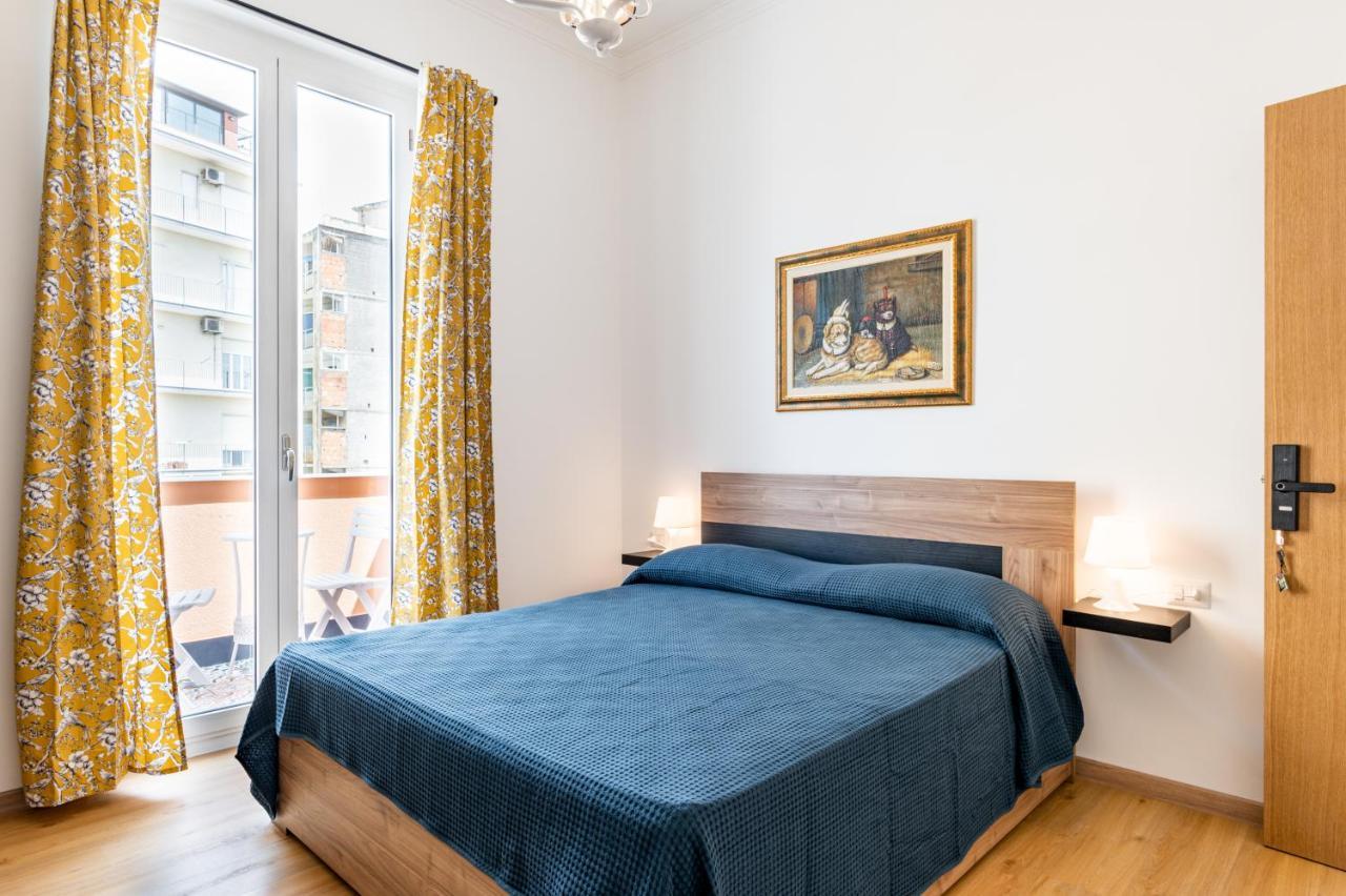 Catania Central Guest House - Rooms With Balcony Экстерьер фото