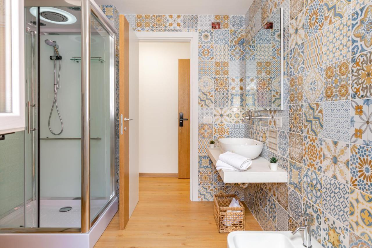 Catania Central Guest House - Rooms With Balcony Экстерьер фото